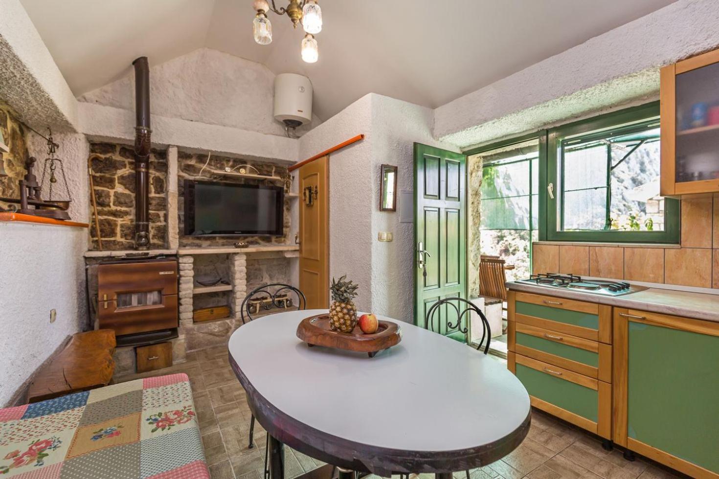 Mini Stone House Villa Omis Bagian luar foto